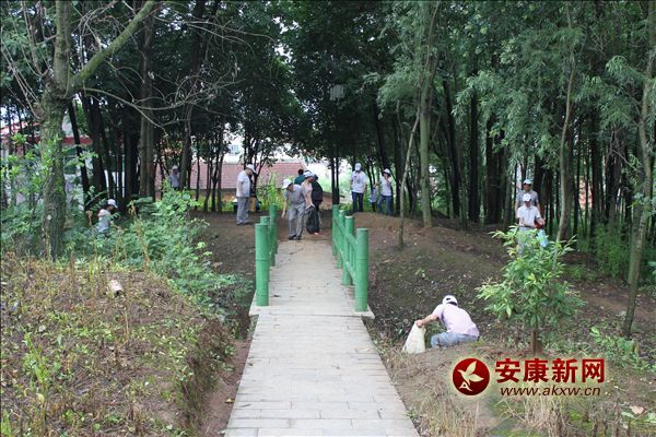 �h�־Ը�߂��e�O��&rdquo;��ɫ����&rdquo;����   ������ �z��.JPG