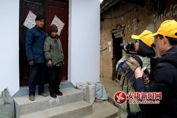 �@һ����D�����ӳ�������չ��������pĿʧ����ʮ���꣬�ɷ�ʼ�K���x���������˺������Տ���Ӱ�����s��ʮ����ɽ·����ӬF����.