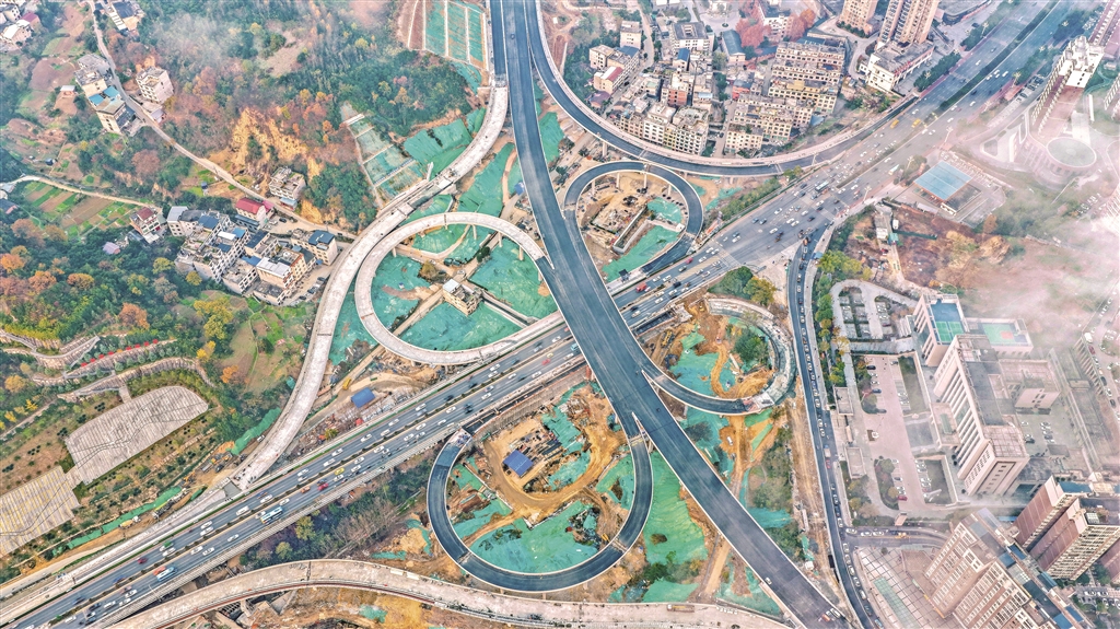 ����������򹤳�ʩ���F��